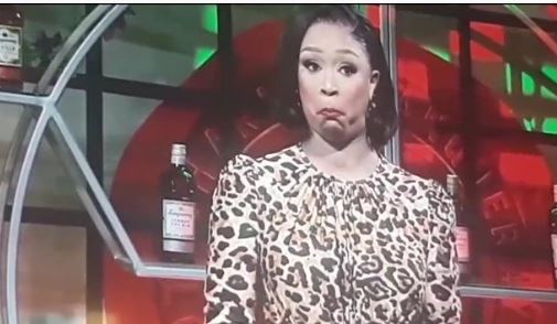 Hungry Lion Goes After Minnie After Khune TV Diss