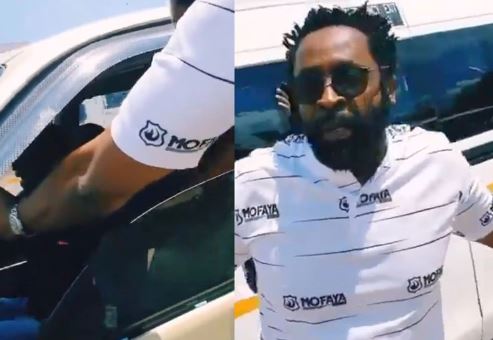 DJ Sbu getting robbed on camera - Video