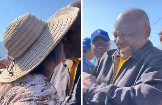 President Cyril Ramaphosa Gives Female Fan a K!SS - Video