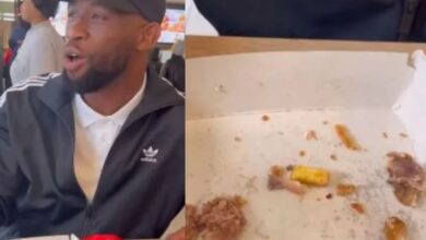 Sobantu Nqayi teases Siya Kolisi for eating KFC chicken bones