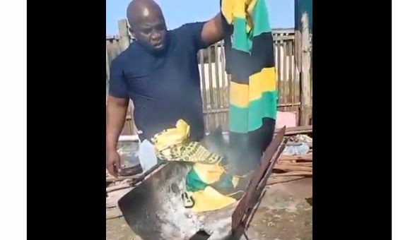WATCH: ANC members have begun to burn their ANC regalia in Eastern Cape.